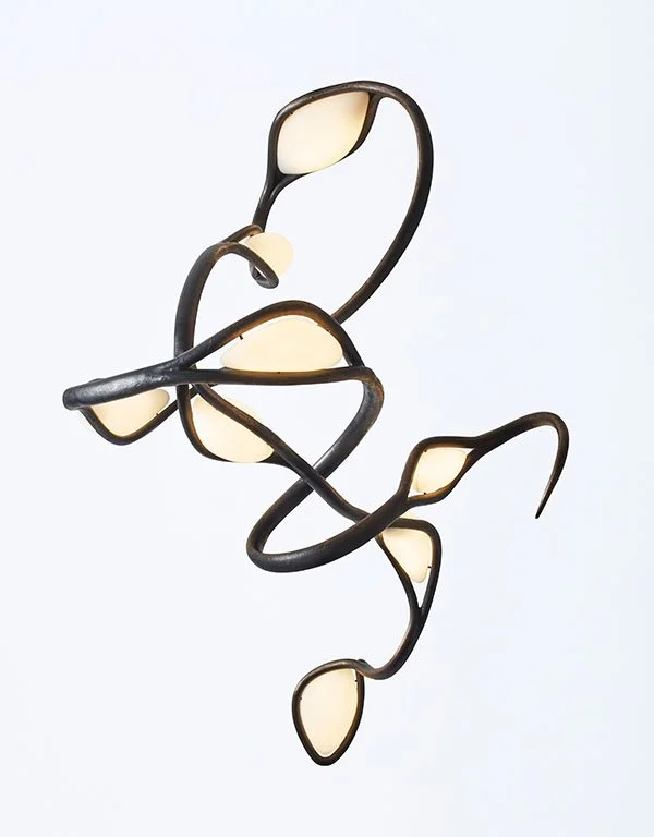 Vutlhari (Wisdom) Bronze, resin, lighting components 225 x 225 x 218 cm