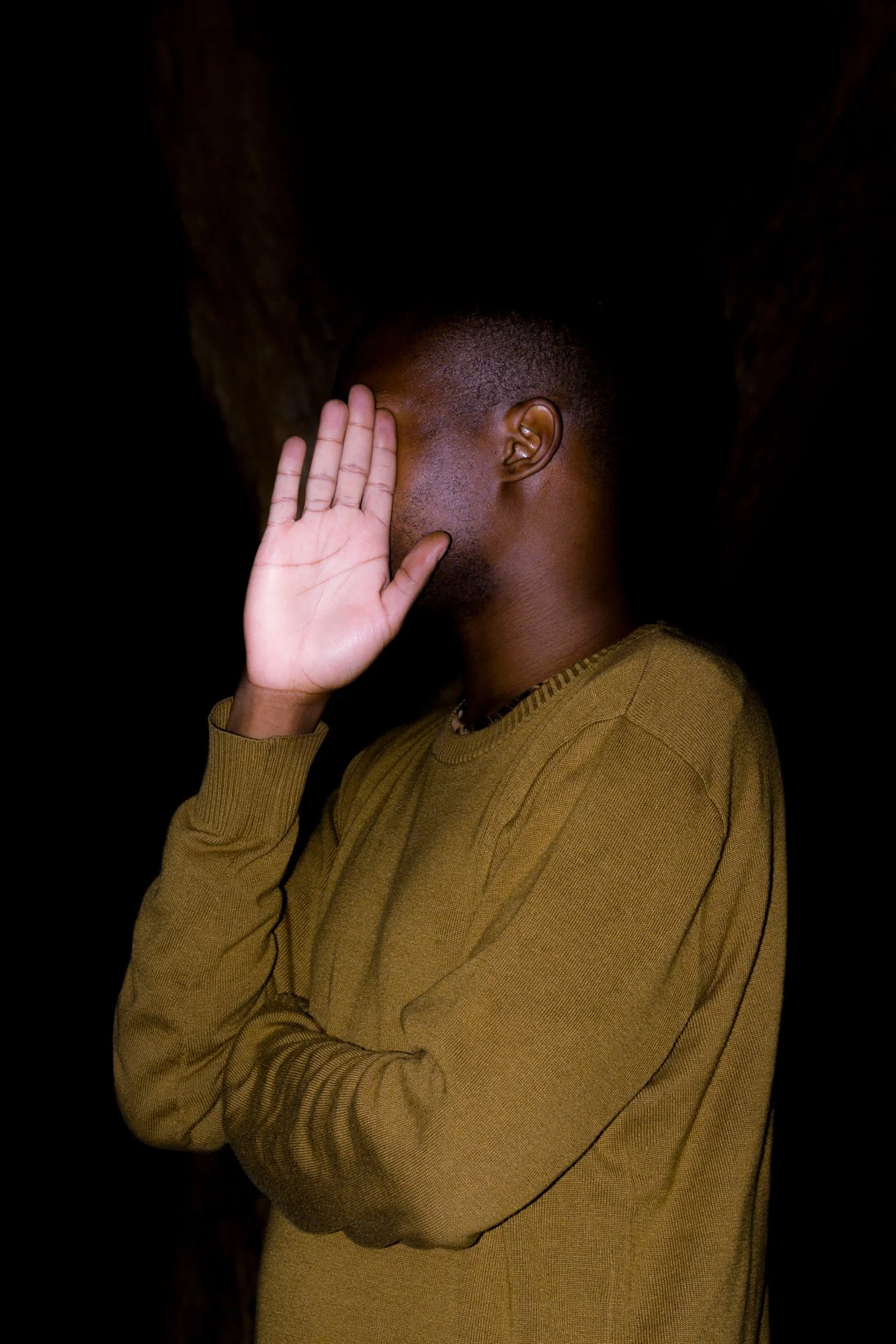    No face © Ugo Woatzi   