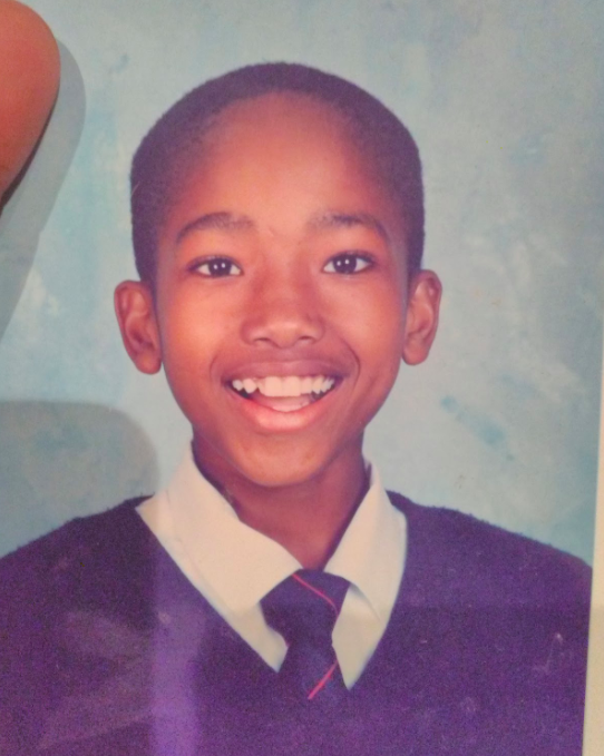  Bongani Njalo / Newton Technical High School, P.E. (2002). 